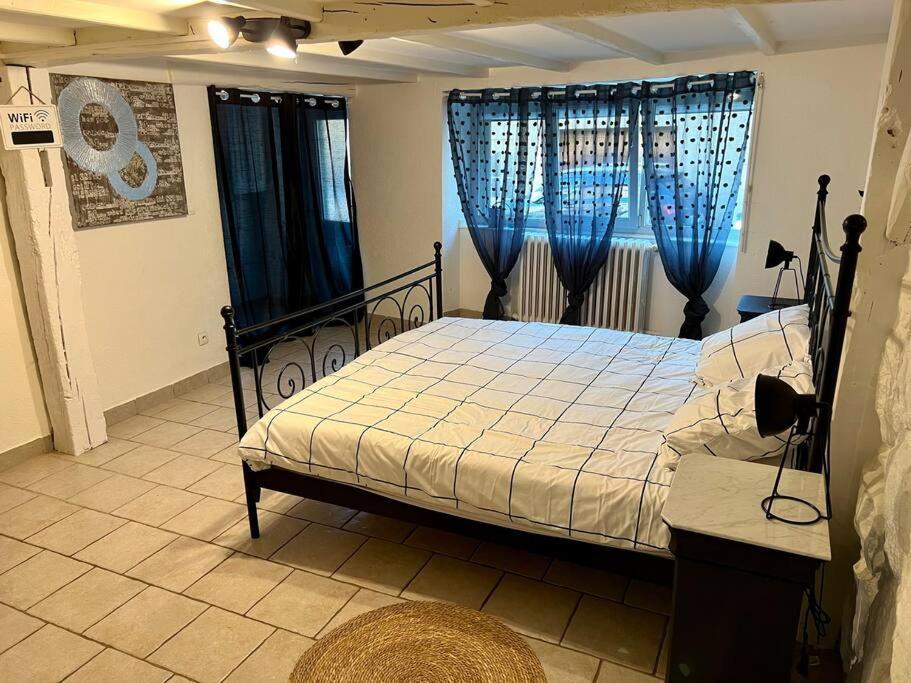 Dole : L Atelier Des Reves Apartman Kültér fotó