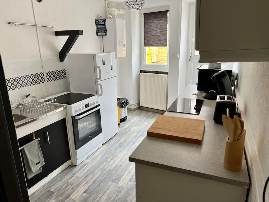 Dole : L Atelier Des Reves Apartman Kültér fotó