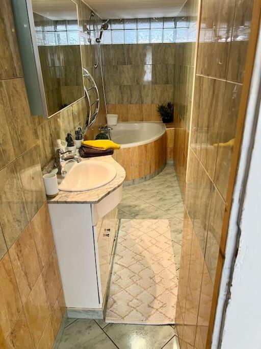 Dole : L Atelier Des Reves Apartman Kültér fotó