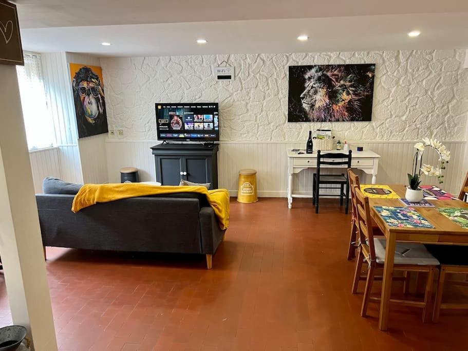 Dole : L Atelier Des Reves Apartman Kültér fotó